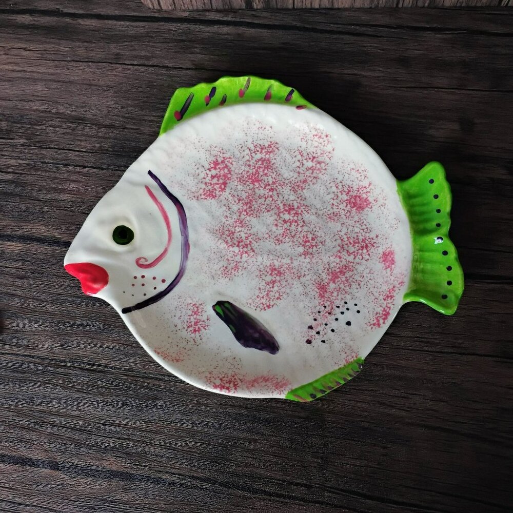 Vintage Holland Mold Fish Plate, 11" 1970s Hand-Painted Ceramic Coastal Platter - Picture 7 of 7